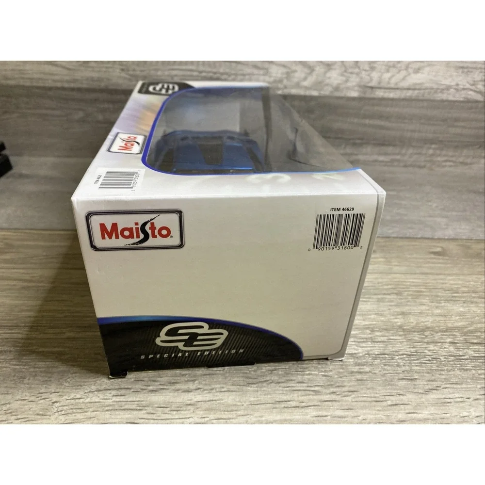 Maisto Special Edition 1:18 Scale Die-Cast Lamborghini Sian FKP 37 In Blue Lambo